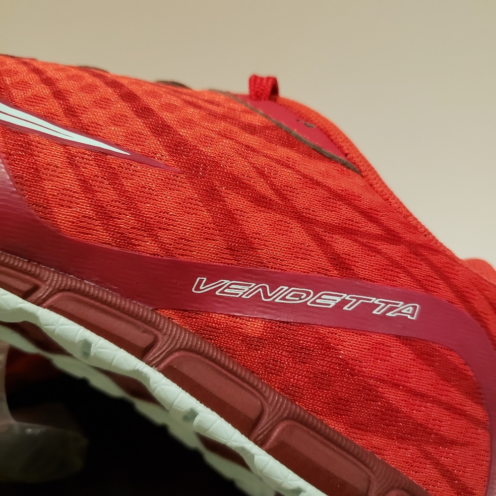 MSRP$65 SAUCONY RACING VENDETTA Red Running Shoes - Picture 6 of 8